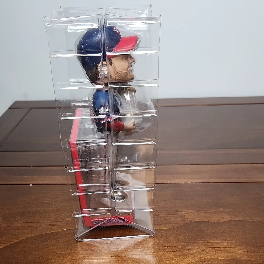 Davey Martinez Baseball‎ Bobblehead with Trophy